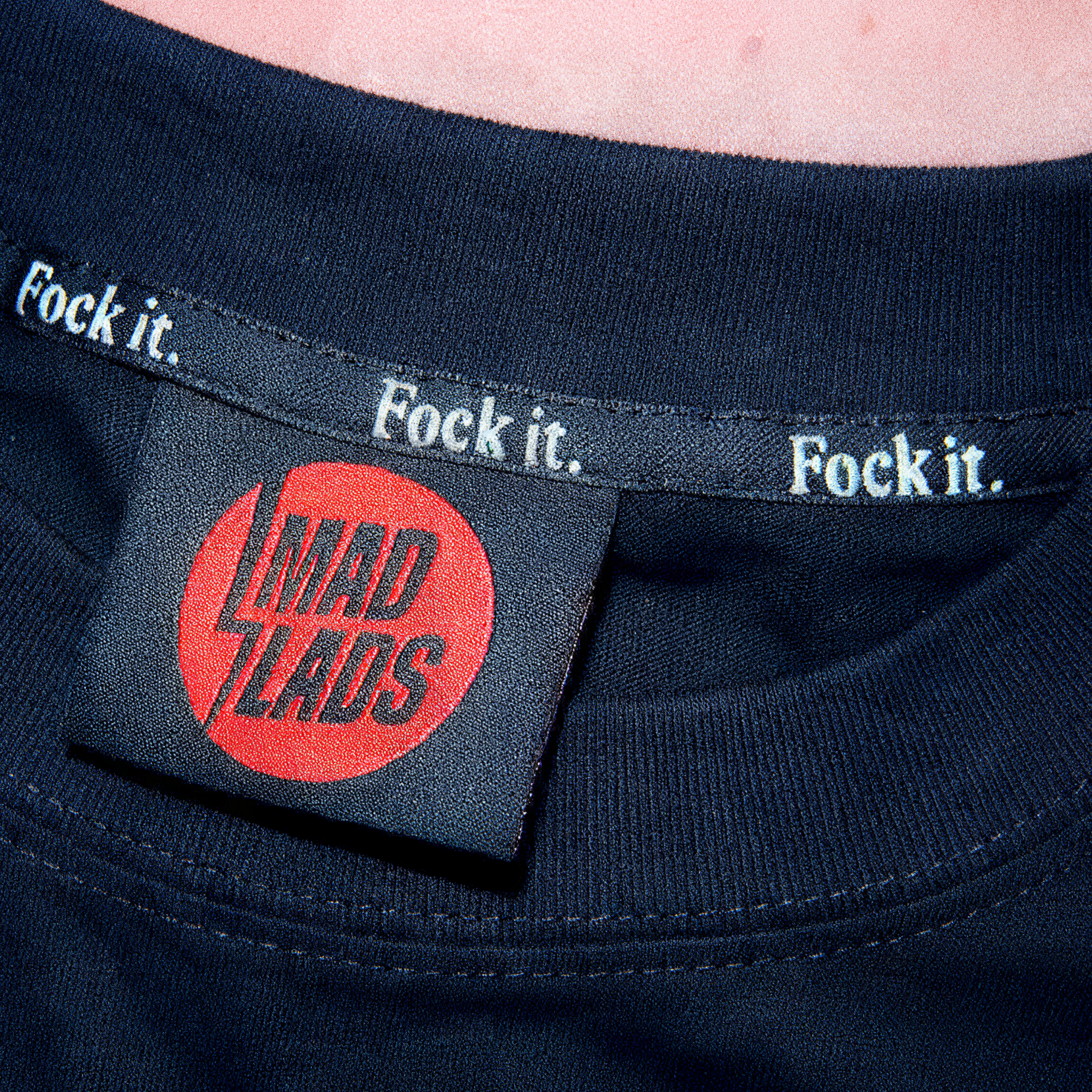 Woven tags detail